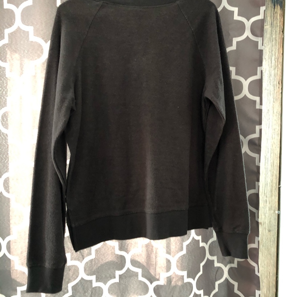 Sweatshirt - Picture 2 of 3